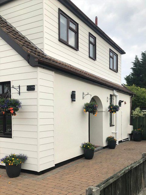 newly rendered house by Quality Render Specialists of Basildon, Essex
