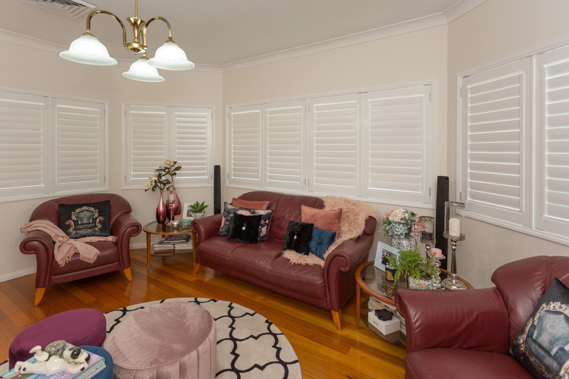 internal aluminium blinds in living room 3