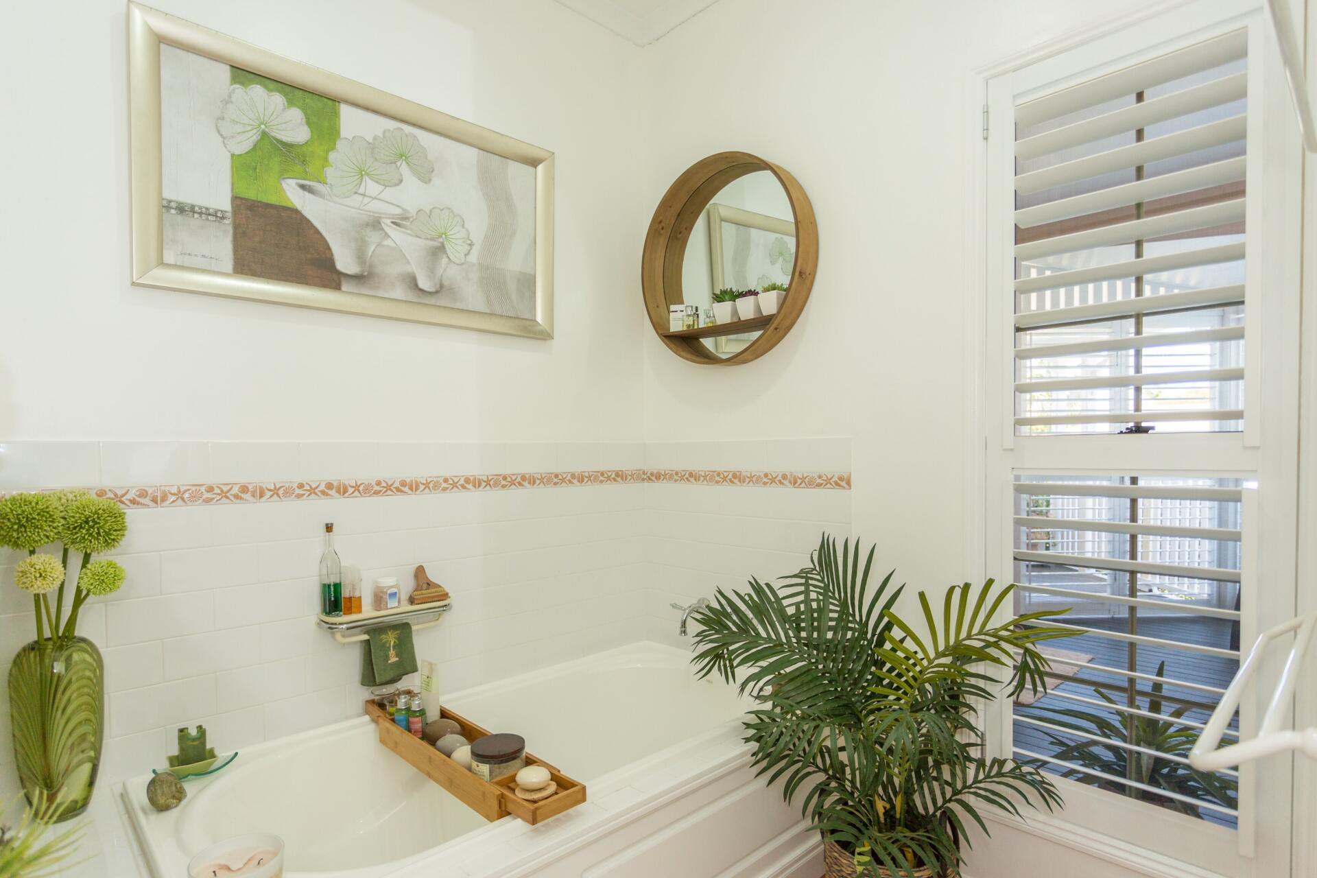 internal aluminium blinds in bathroom 2