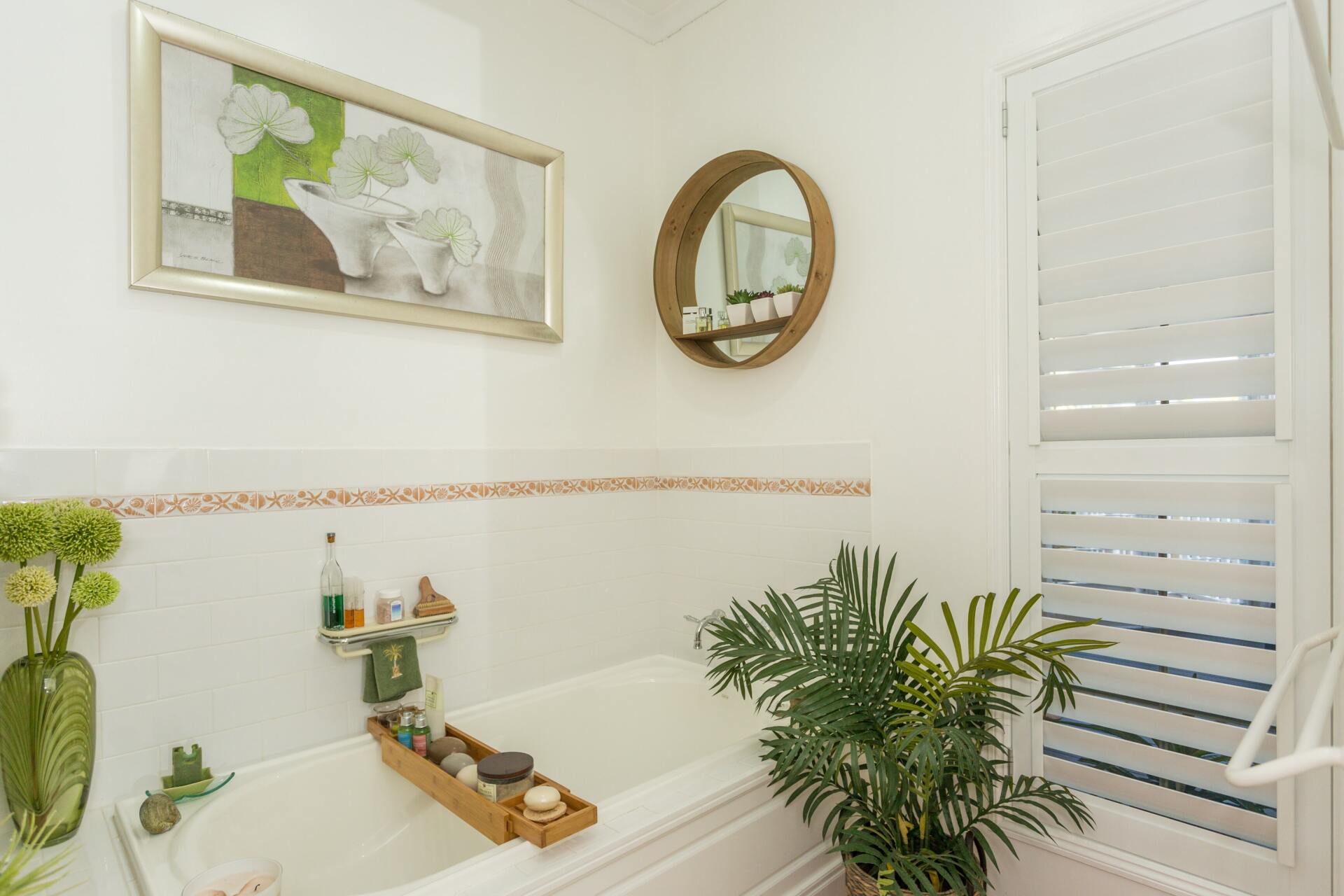 internal aluminium blinds in bathroom