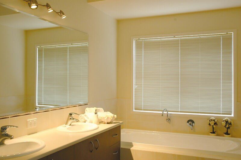 Venetian Blinds Installed in the Bathroom | Venetian Blinds in Mackay
