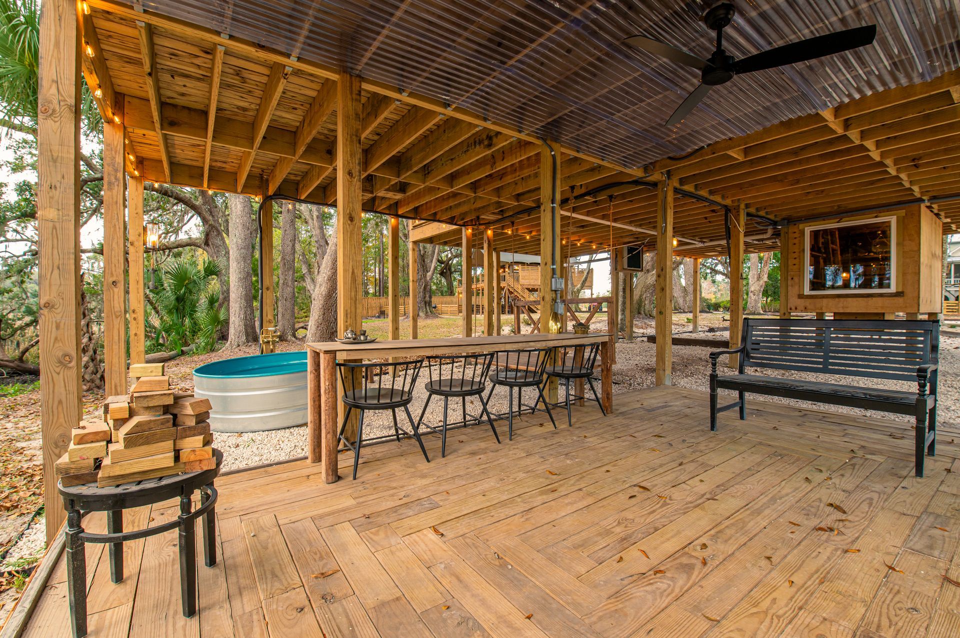 Treehouse, tent, campsite, campfire, nature, bird watching, retreat, vacation, resort, hotel, experience, family reunions