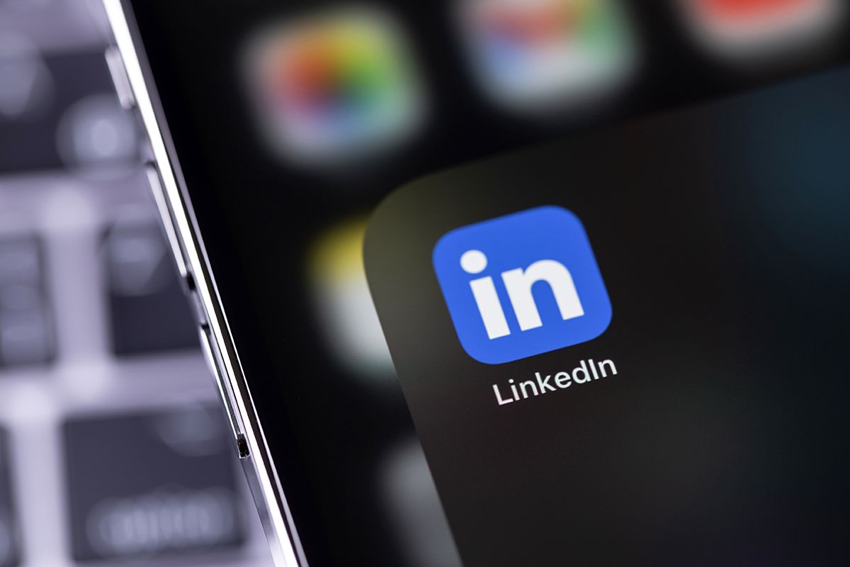 How to Use LinkedIn Effectively:  Tips from a Headhunter