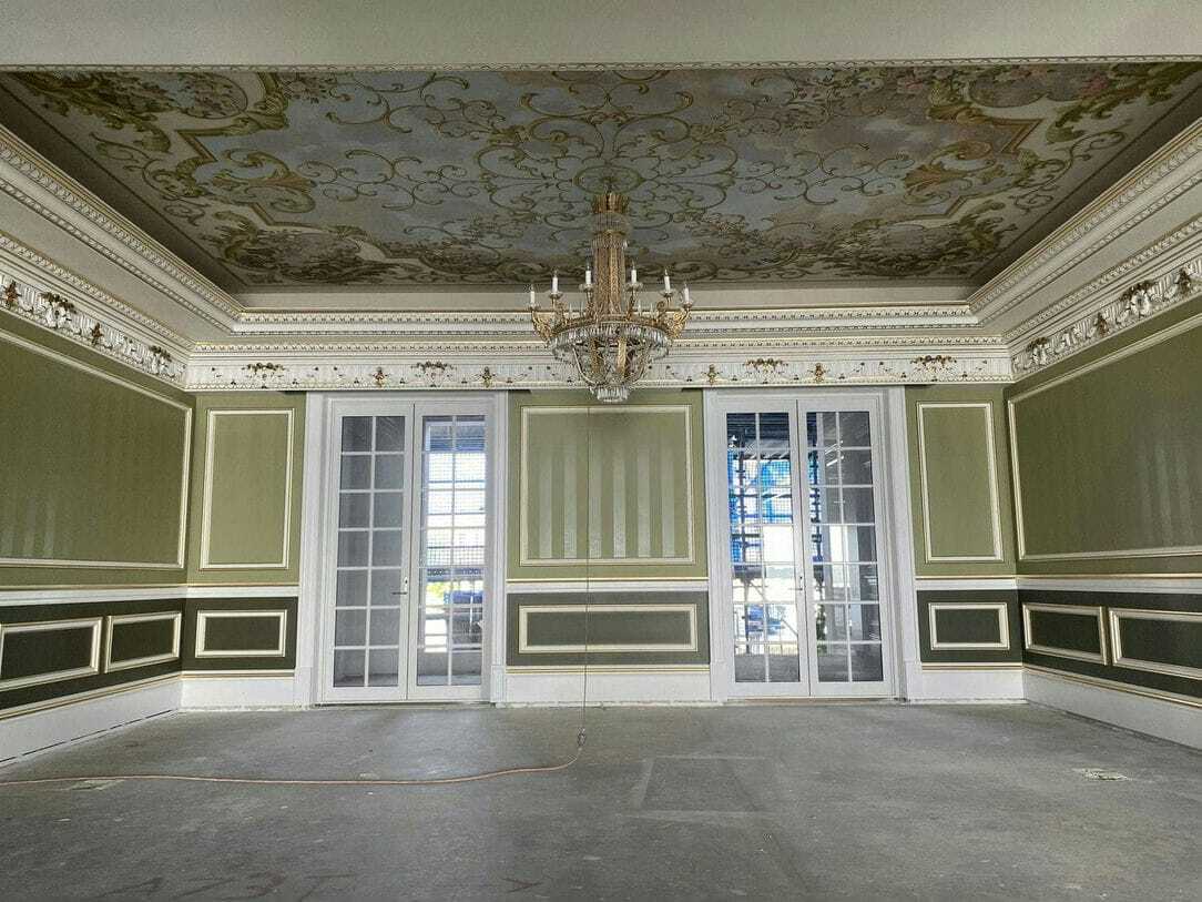 Medallion Cornice & Light Trough Design — Custom Cornices in Logan Village, QLD