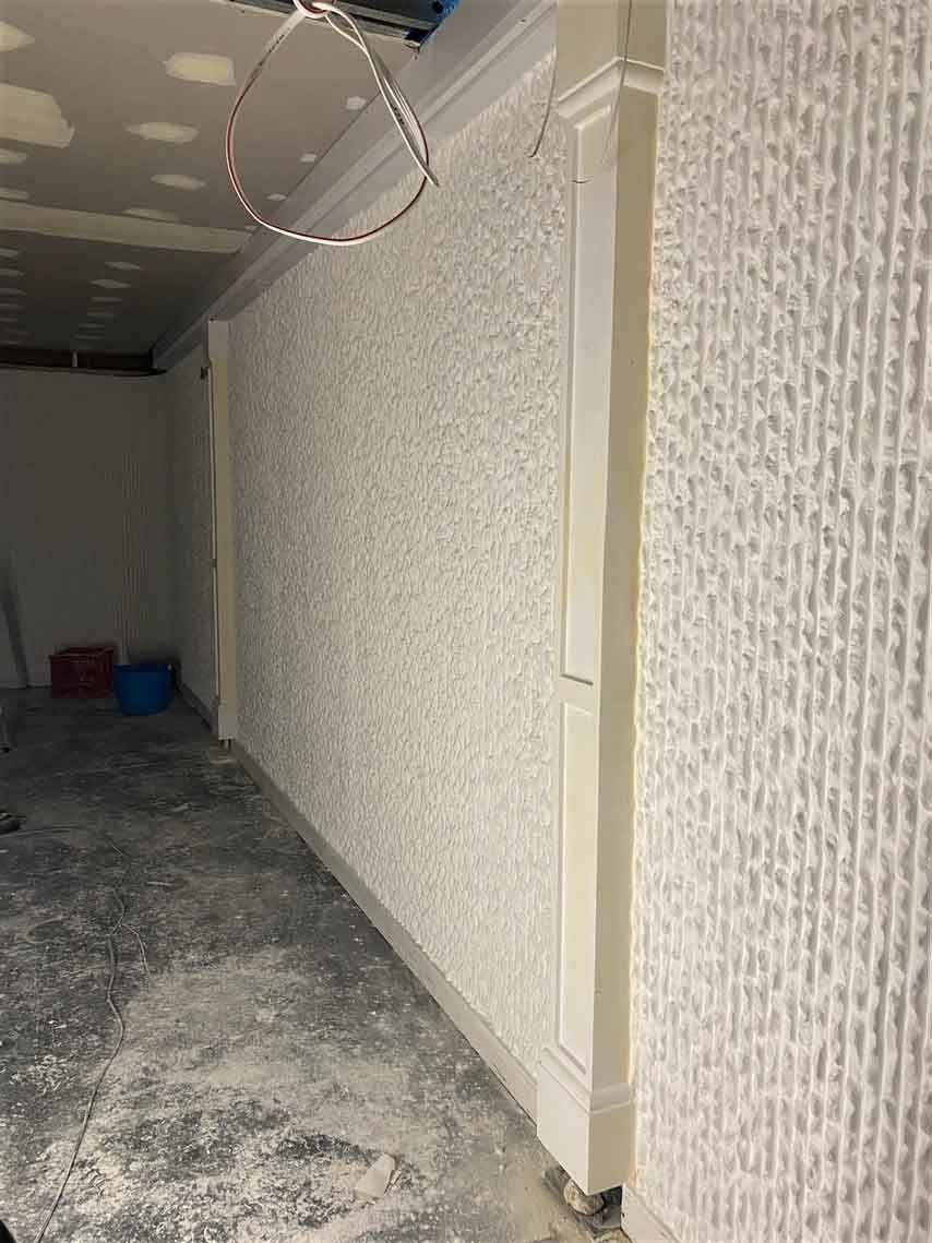 White wall with texture — Manufacturing Cornices in Logan Village, QLD
