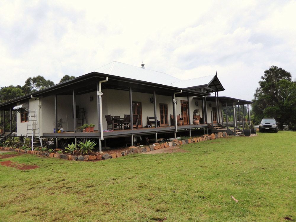 Run down houses — Manufacturing Cornices in Logan Village, QLD
