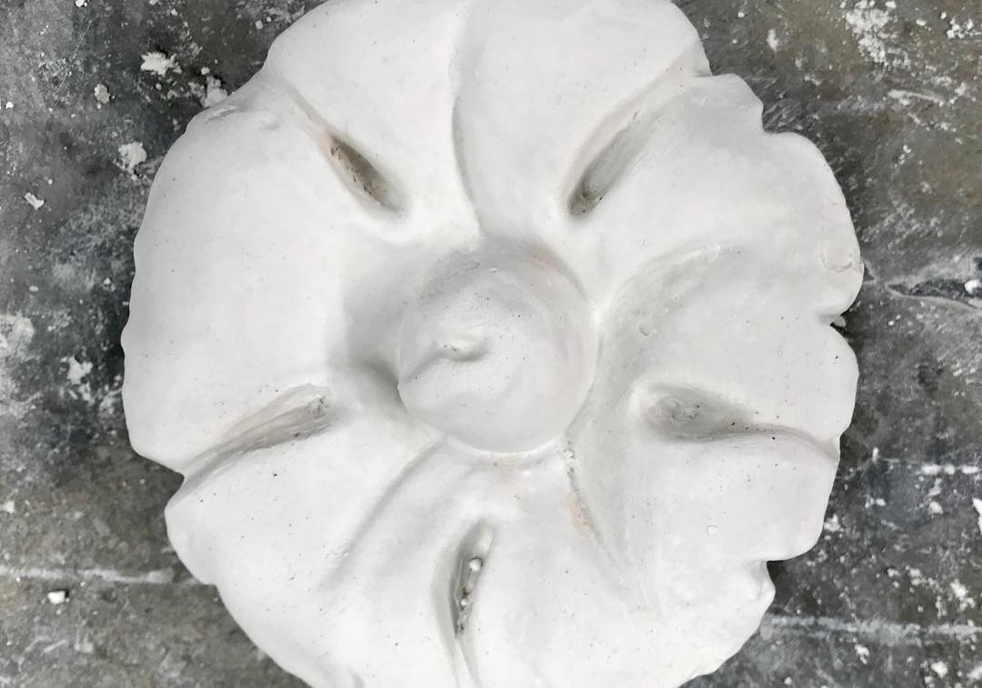 Fibrous Column White Design— Manufacturing Cornices in Logan Village, QLD