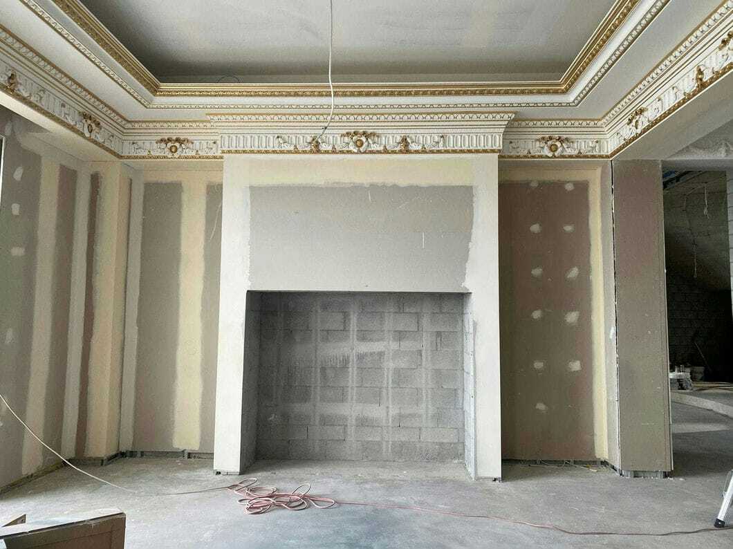 Installing Medallion Cornice  — Custom Cornices in Logan Village, QLD