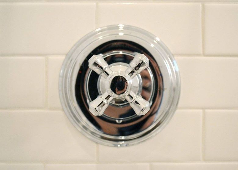 Toilets — Top View of a Shower Valve in Florence, AL