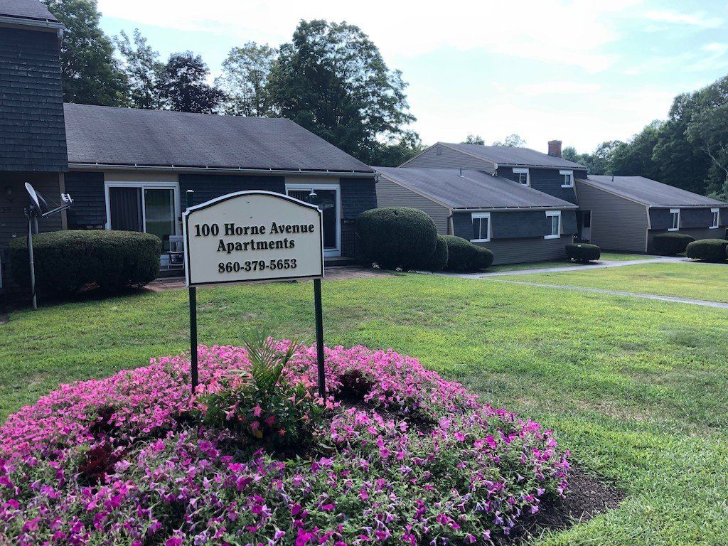 Equity Management Avon Connecticut Horne Ave Apartments