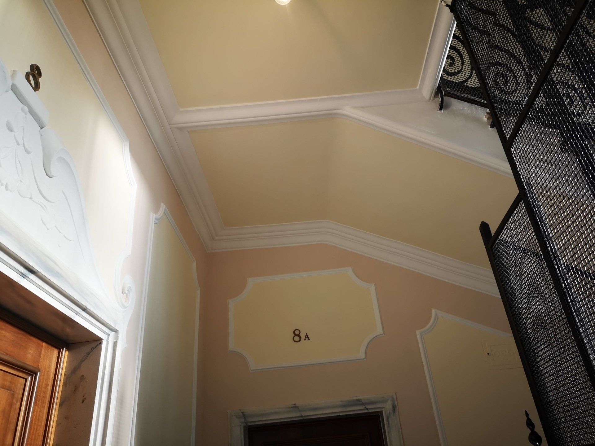 interno scala in ristrutturazione