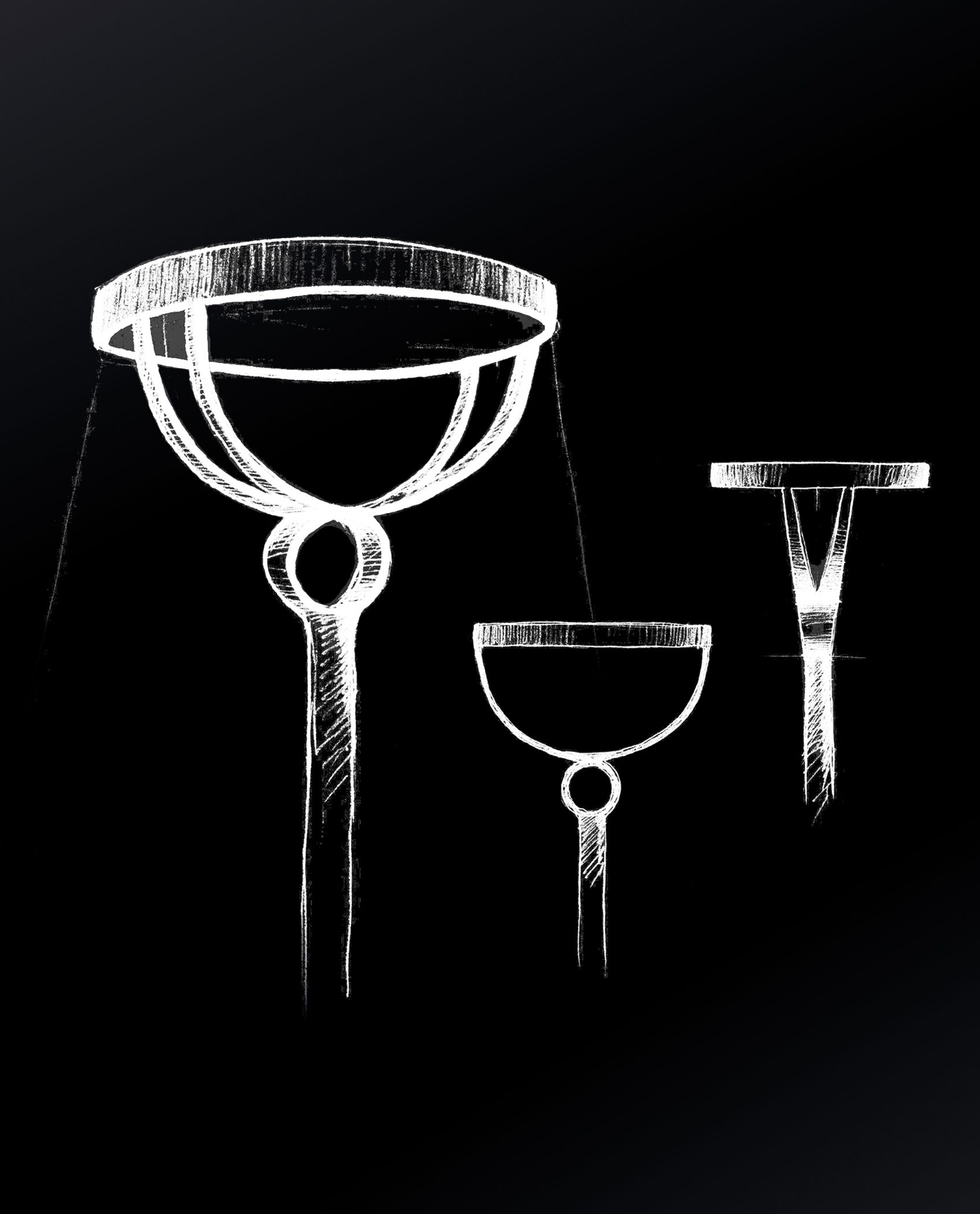 Croquis blanc de trois luminaires à tige ornés sur fond noir.