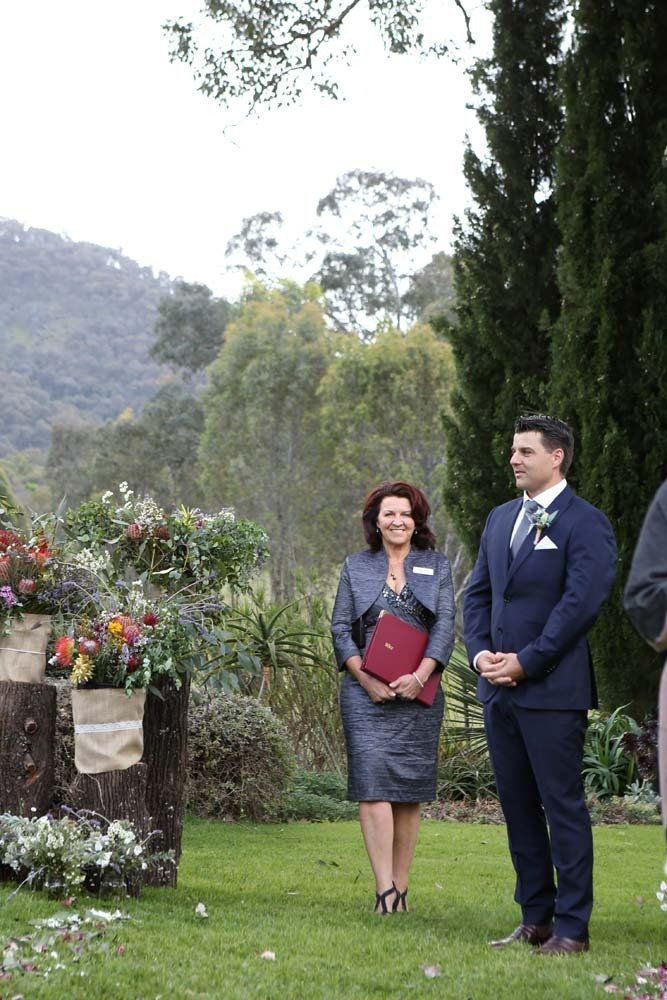 Marriage Celebrant Cheryl Warry Wangaratta