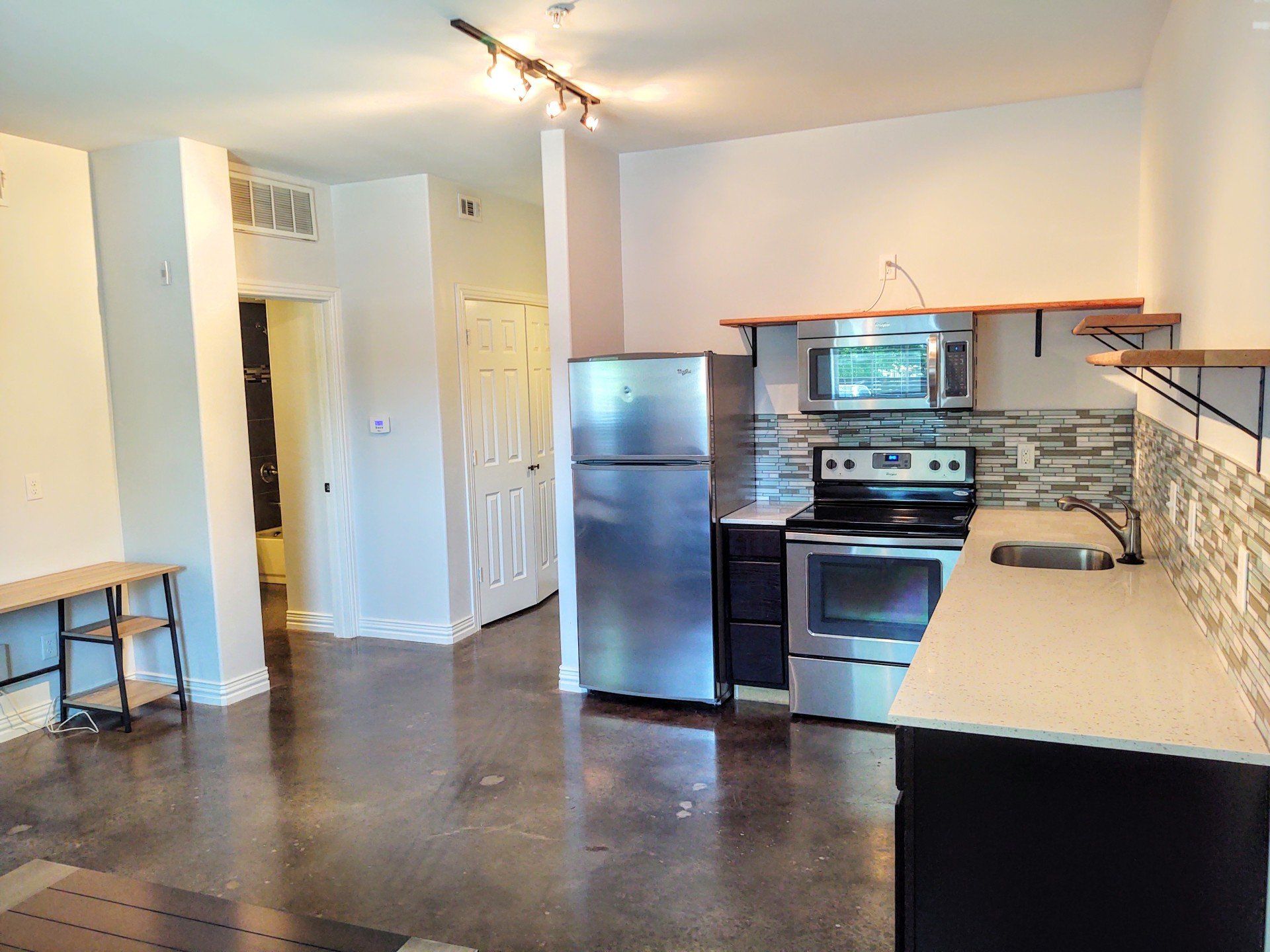 2505 W Hickory Street