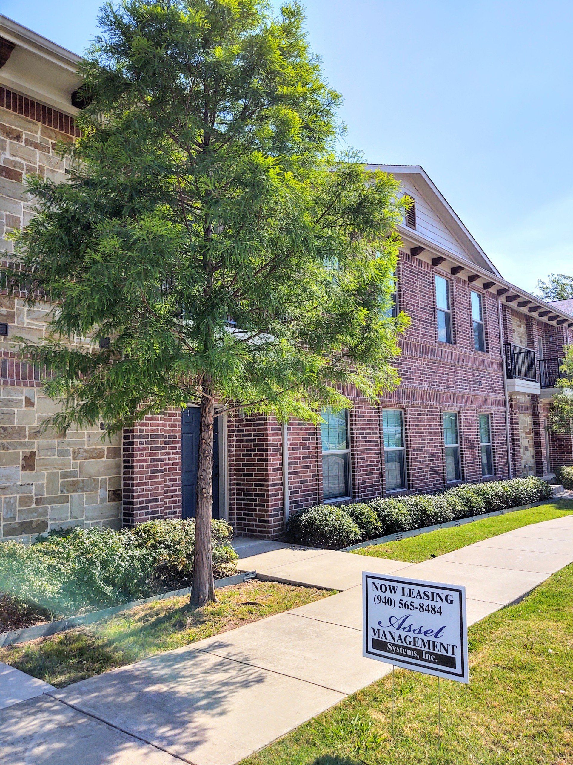 2505 W Hickory Street