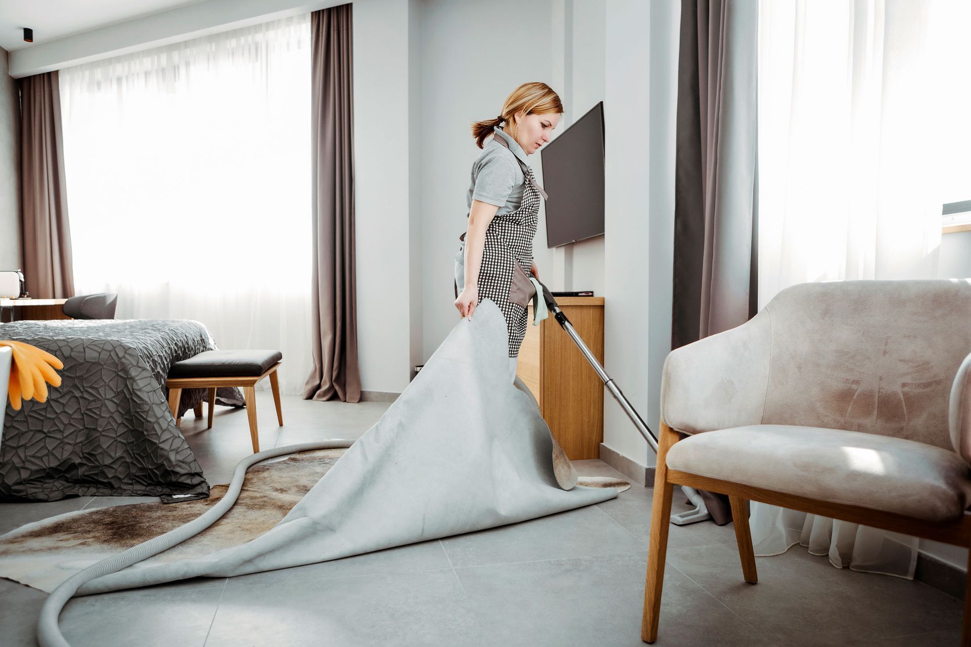 Lady Cleaning The Carpet | Billings, MT | CBM Carpet Cleaning