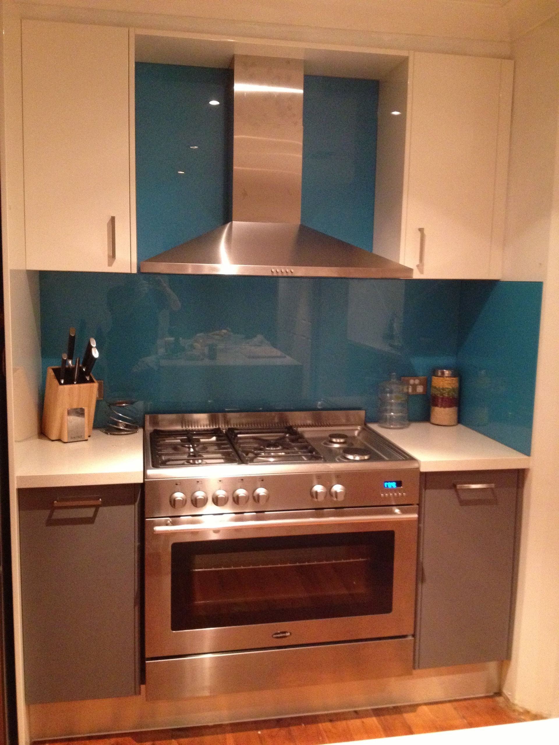 Glass Splashbacks — Penrith, NSW — Panther Glass & Aluminum