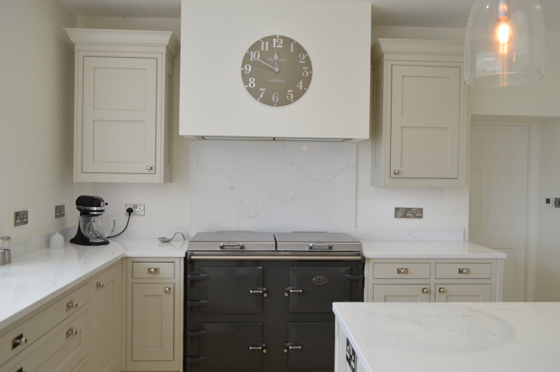 Valentino Kitchens Chew Stoke Langton Putty Kitchen Supply Design Installation Esse Range Cooker