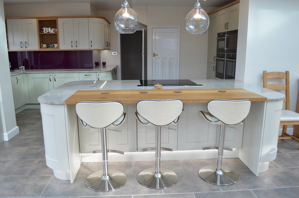 Valentino Kitchens installation Holcombe shaker style Dakar & Mussel Island
