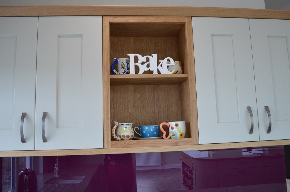 Valentino Kitchens installation Holcombe shaker style Dakar & Mussel