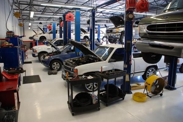 Ryan's Automotive Service Center 