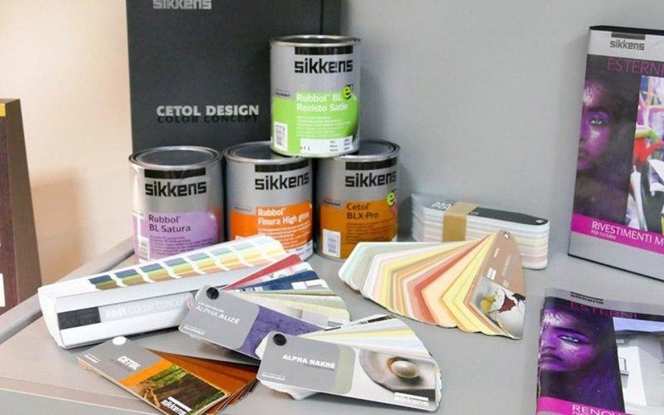 campionario di vernici e prodotti per edilizia leggera