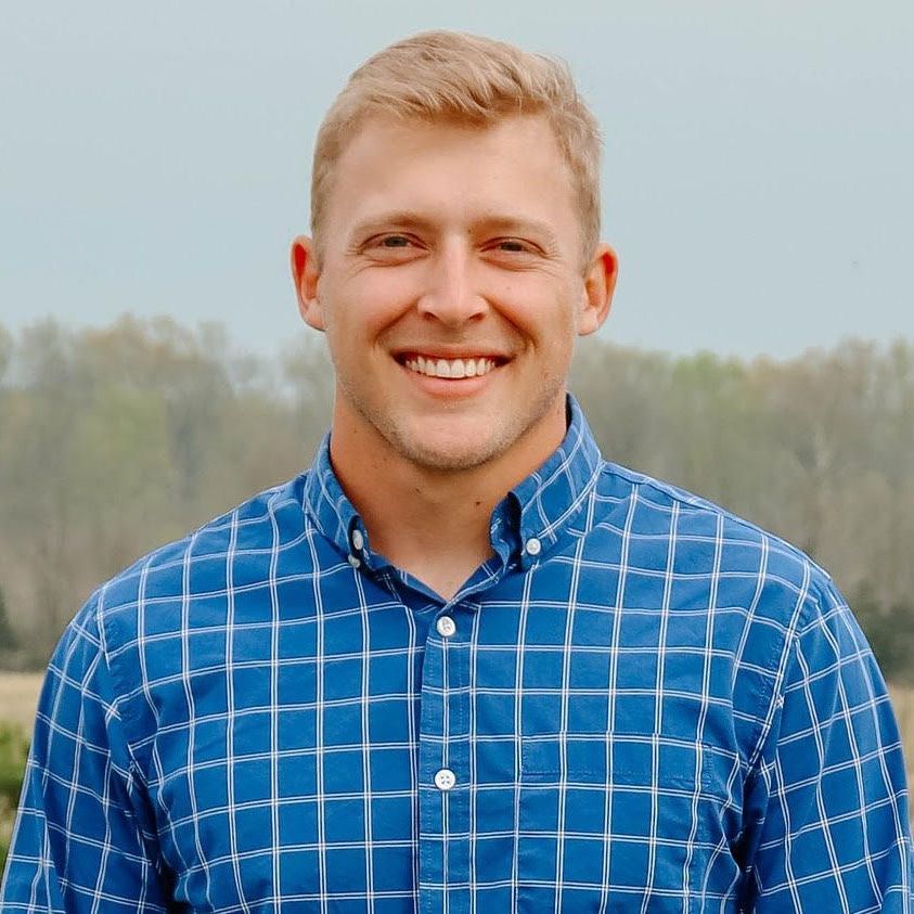 Blake Estabrook headshot