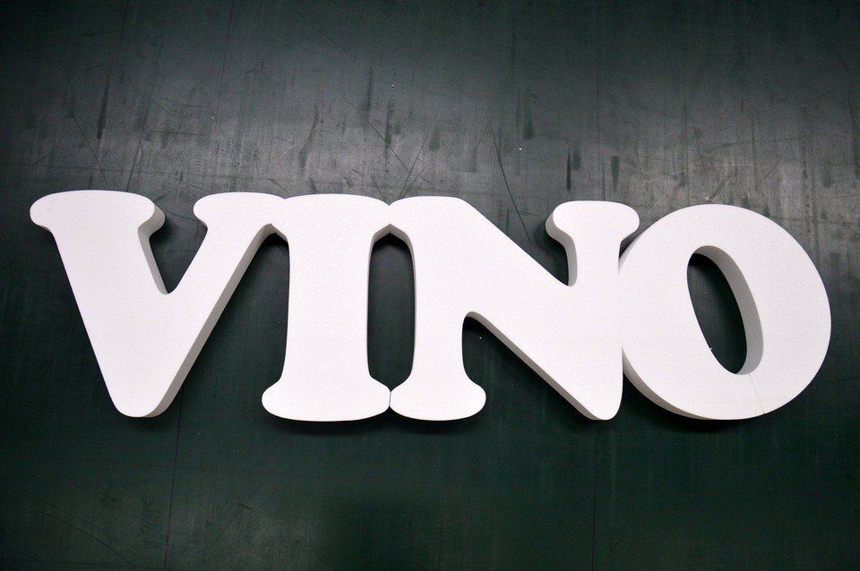 lettering Vino