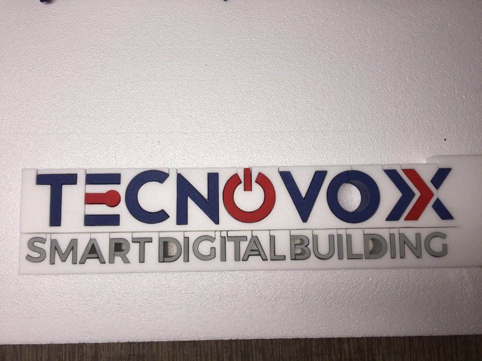 Tecnovo script