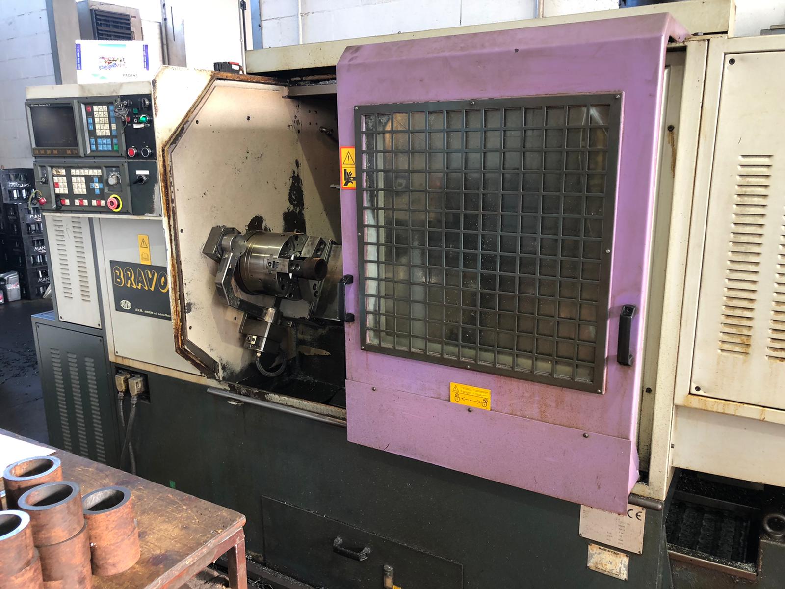 Macchina CNC per metalli