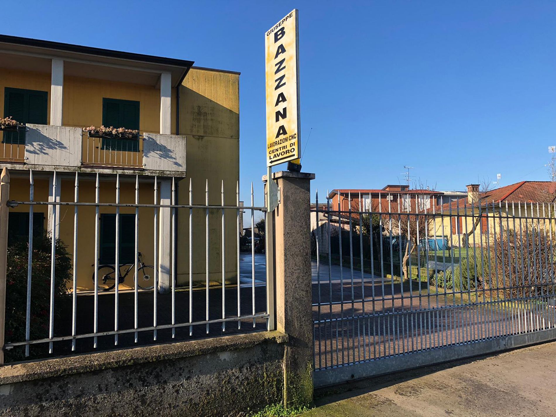 L'ingresso dell'azienda meccanica