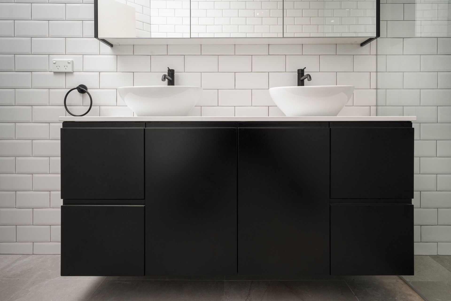 Minimalist Bathroom Design in Mosman 4