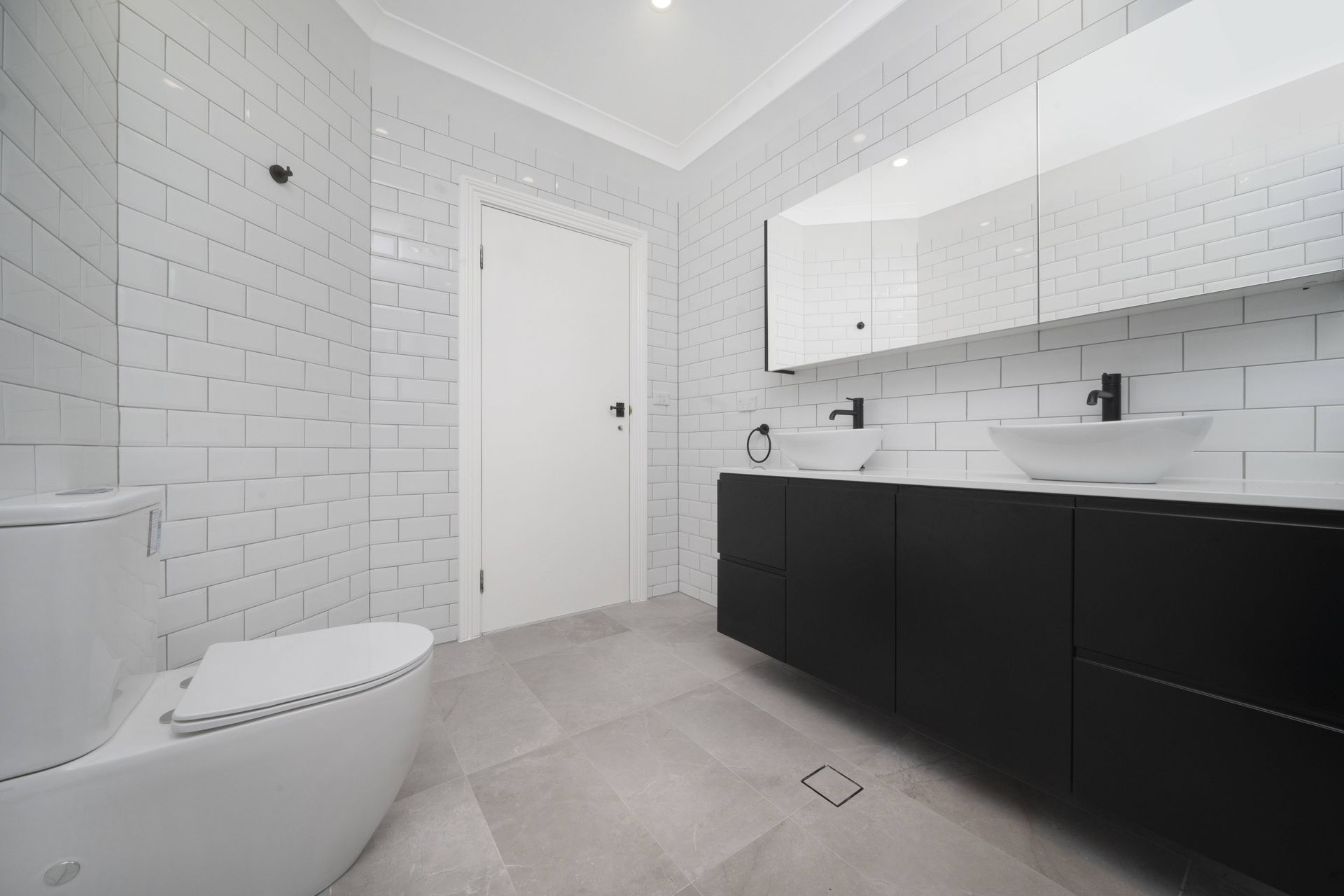 Minimalist Bathroom Design in Mosman 2