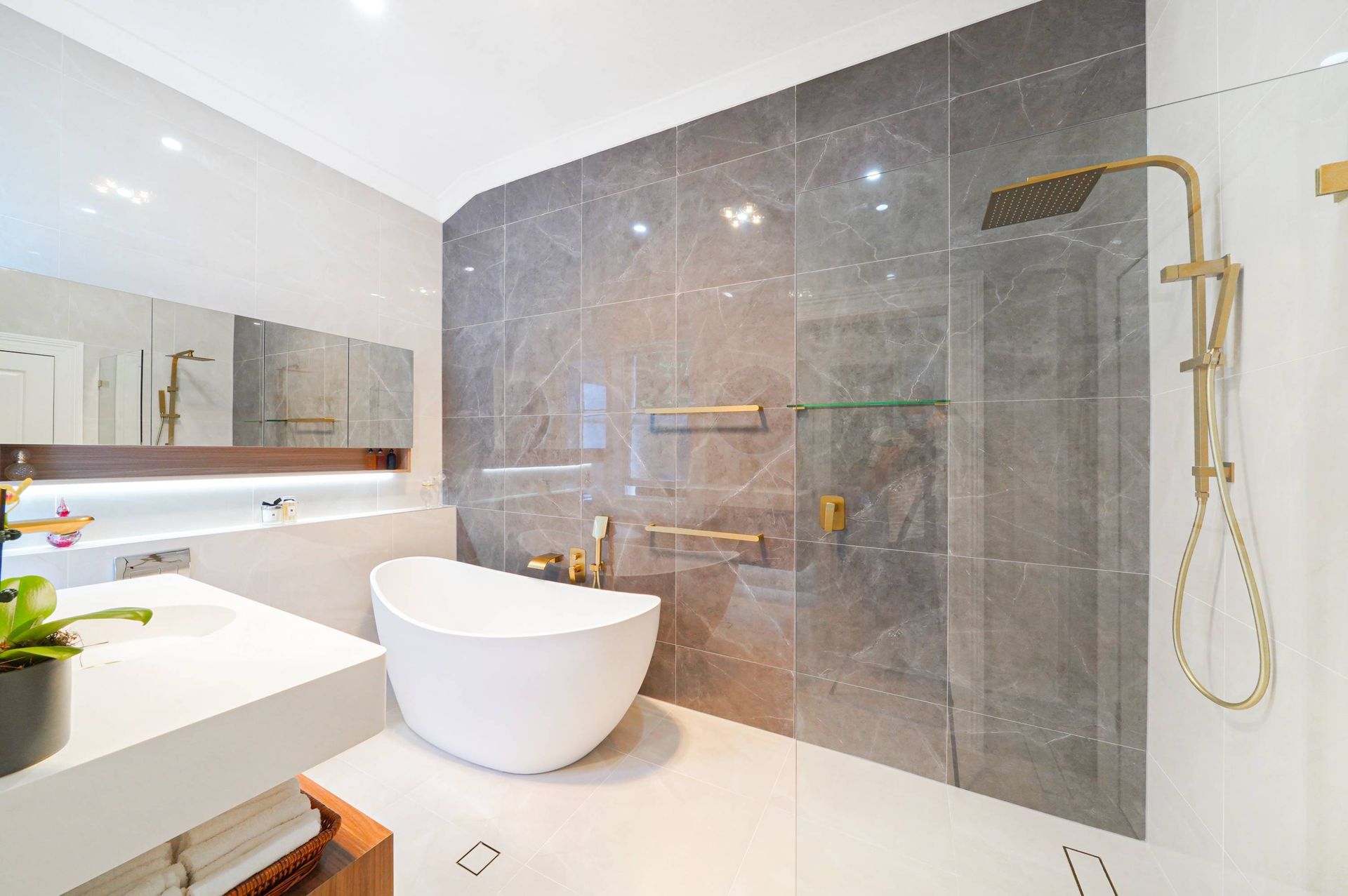 Modern Bathroom Interior in Double Bay 2