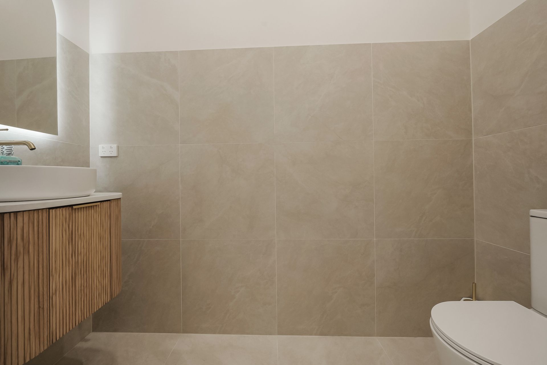 Renovation Project in Lidcome 6