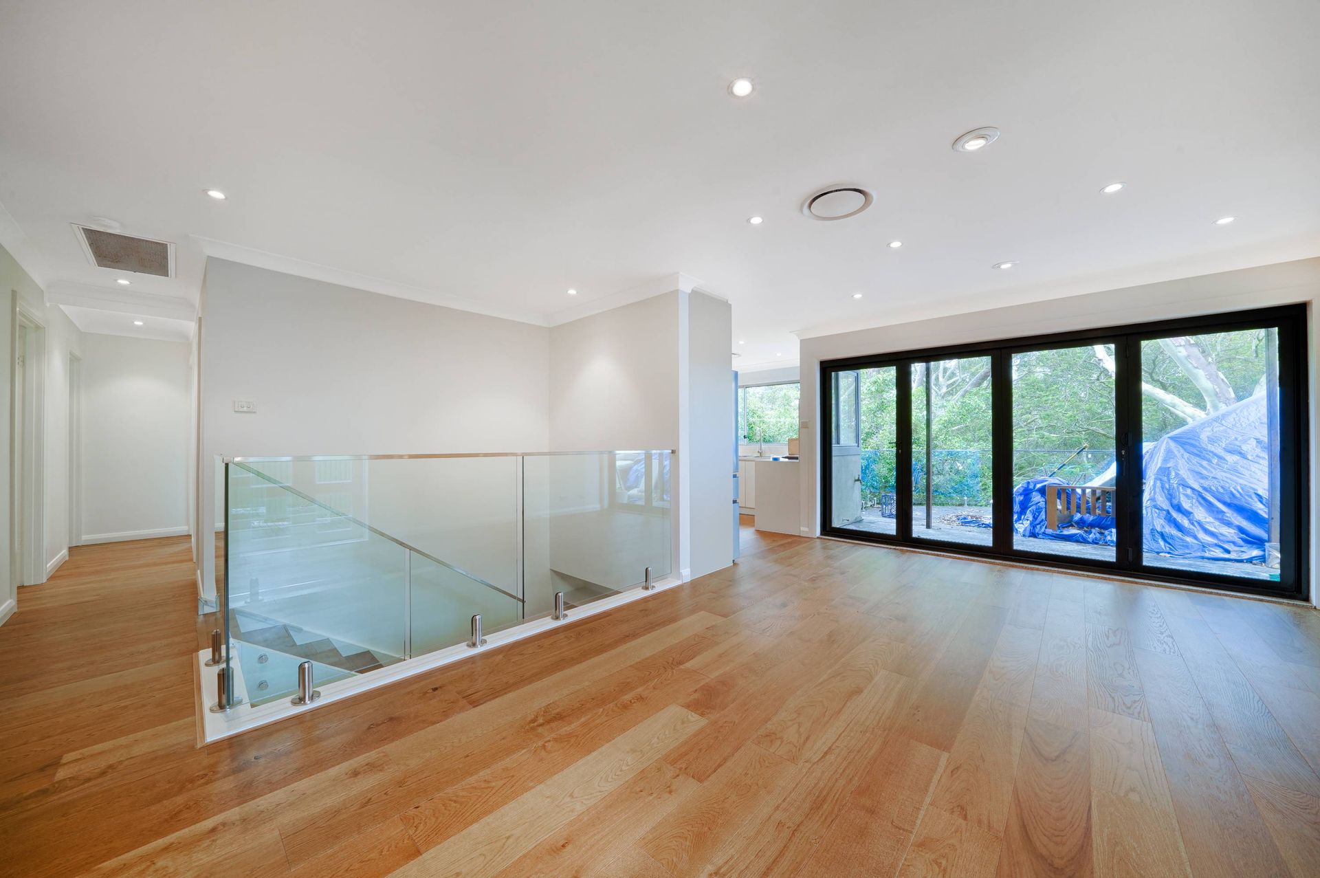 Clean Bathroom Design in Hunters Hill 6