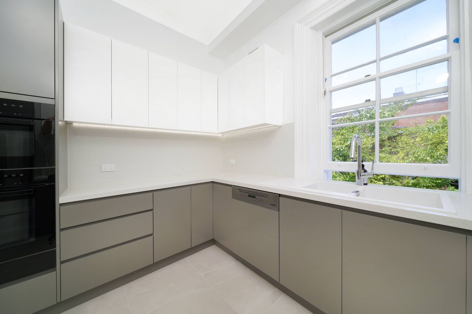 Modern Bathroom Interior in Double Bay 4