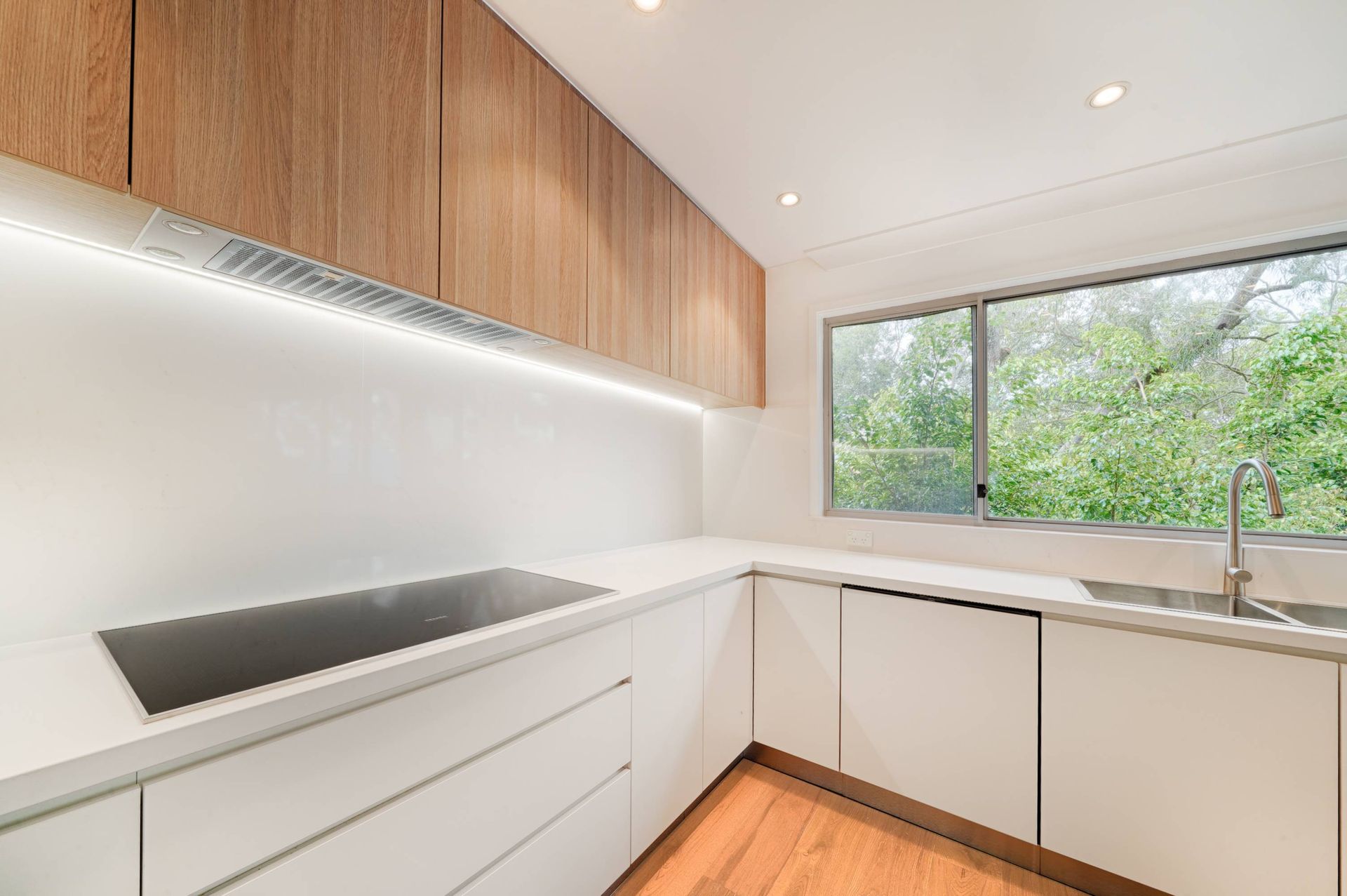 Clean Bathroom Design in Hunters Hill 7