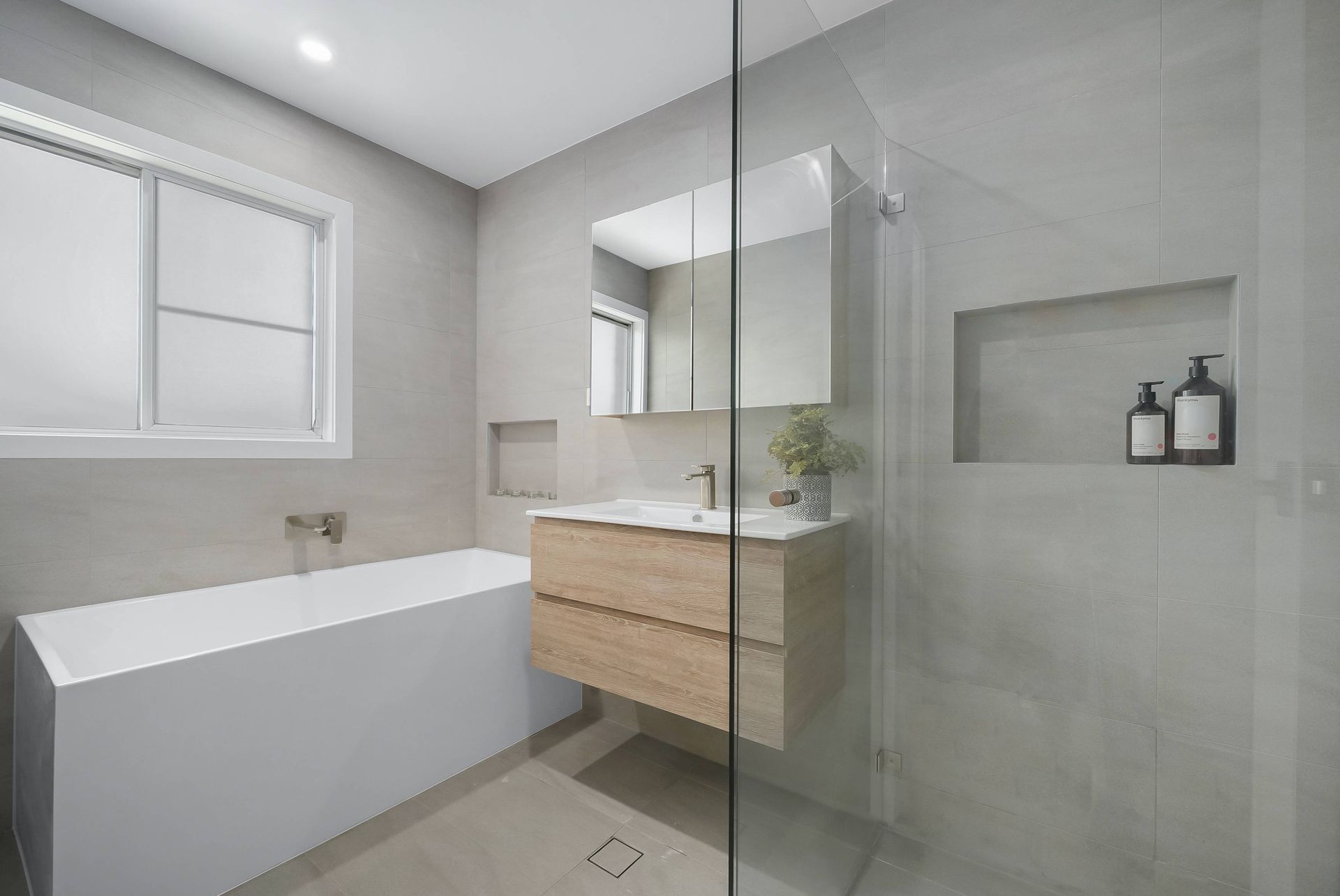 Luxury Bathroom in Greenwich 3