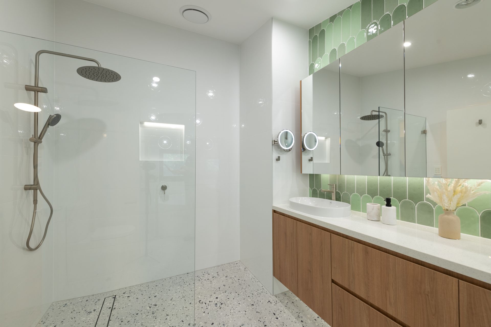 Bathroom Projects in Alexandria 25