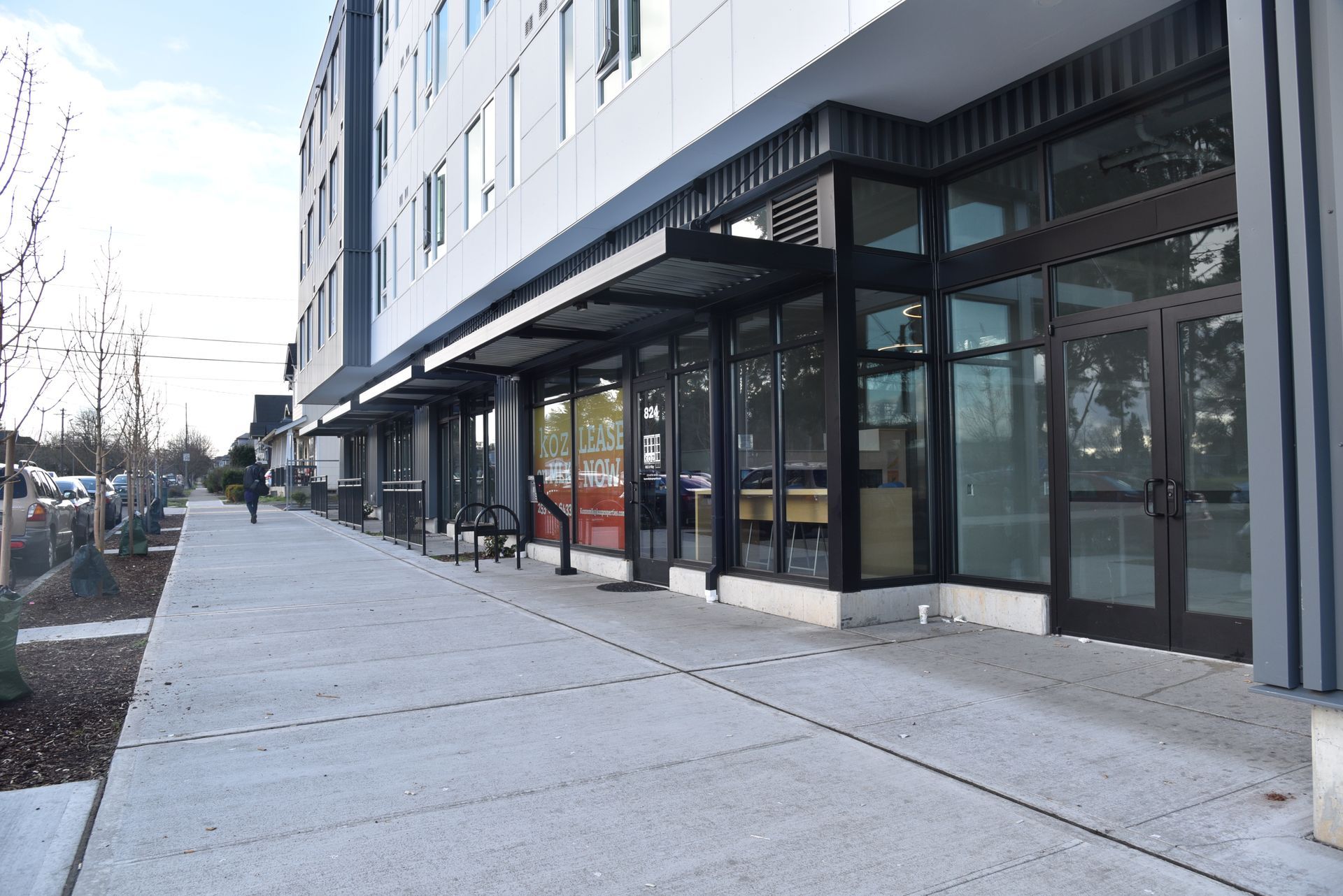 Koz on MLK entrance from the sidewalk