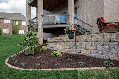 House Mulch Landscaping Beds — Springfield, MO — Nixa Lawn Service