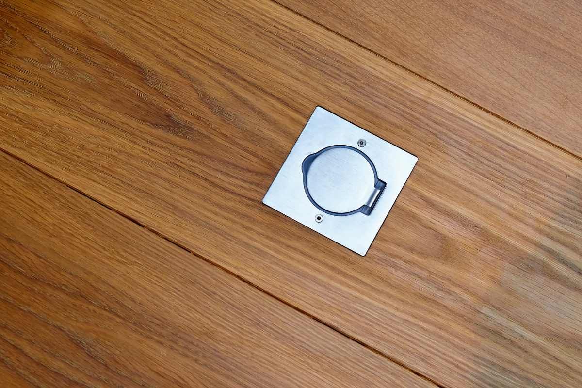 Image of a floor outlet with a cord plugged in near Lexington, Kentucky (KY)