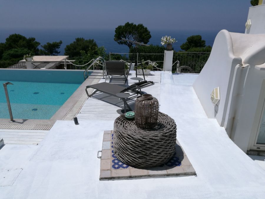 rivestimento sintetico per bordo piscina