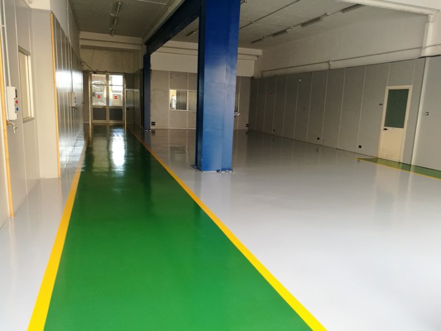 rivestimento sintetico per deposito merci