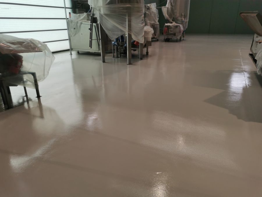 pavimentazione sintetica per laboratorio alimentare