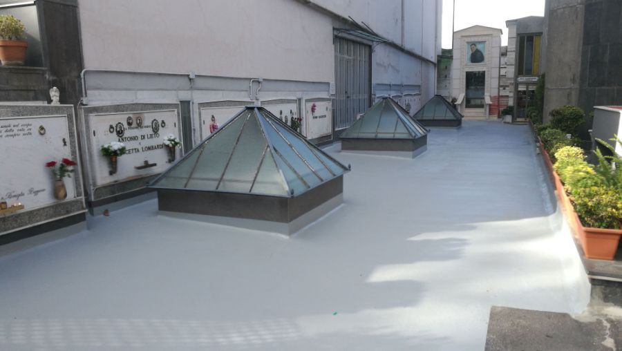 rivestimento sintetico per tetto capannone