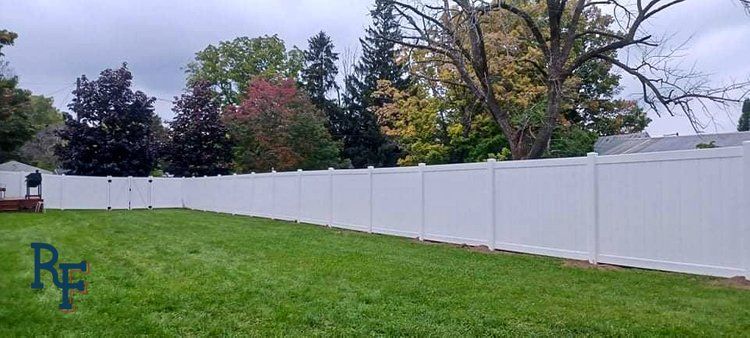 Customized Backyard Wood Fencing, MI 