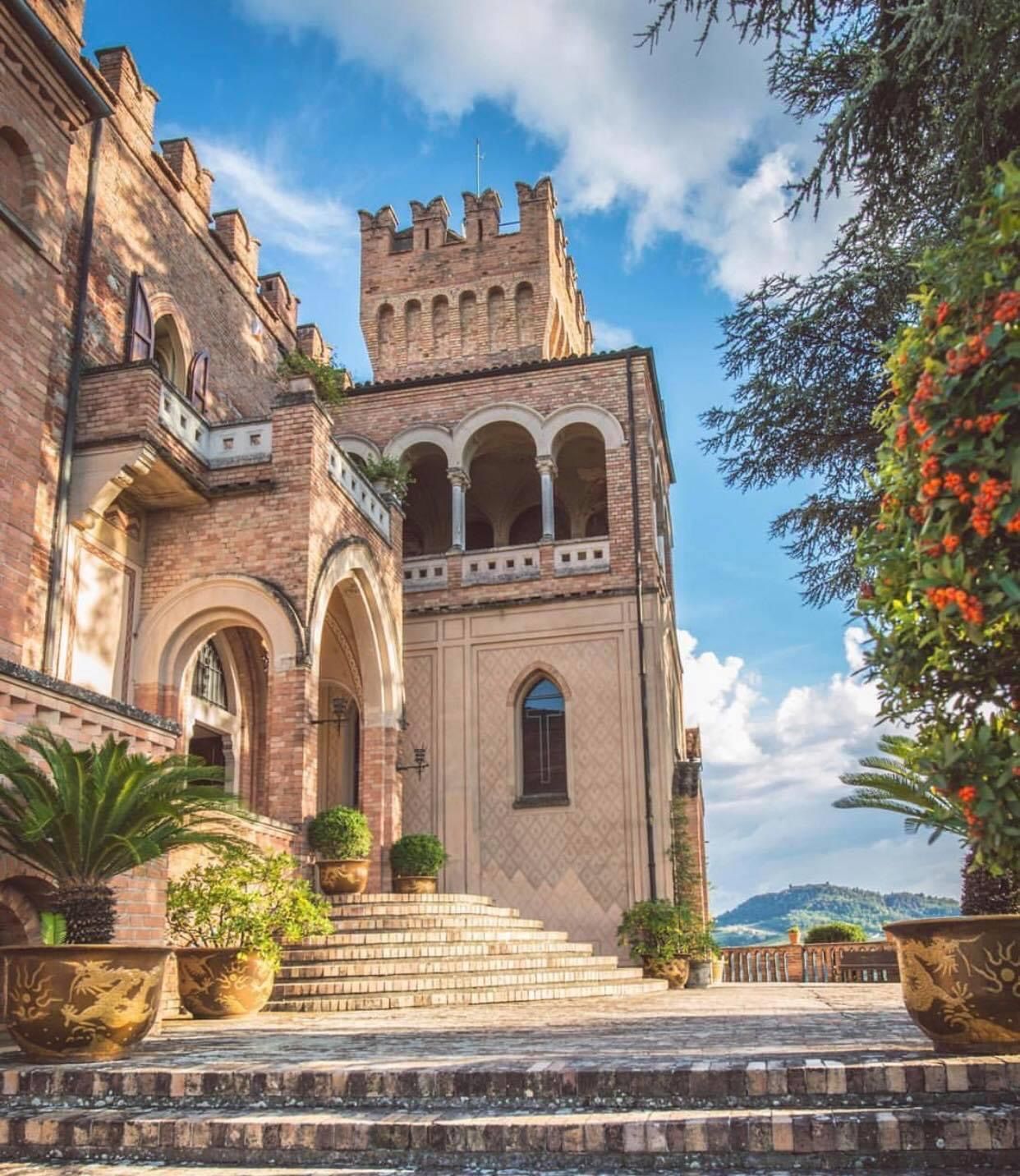 Het kasteel van Mornico Losana