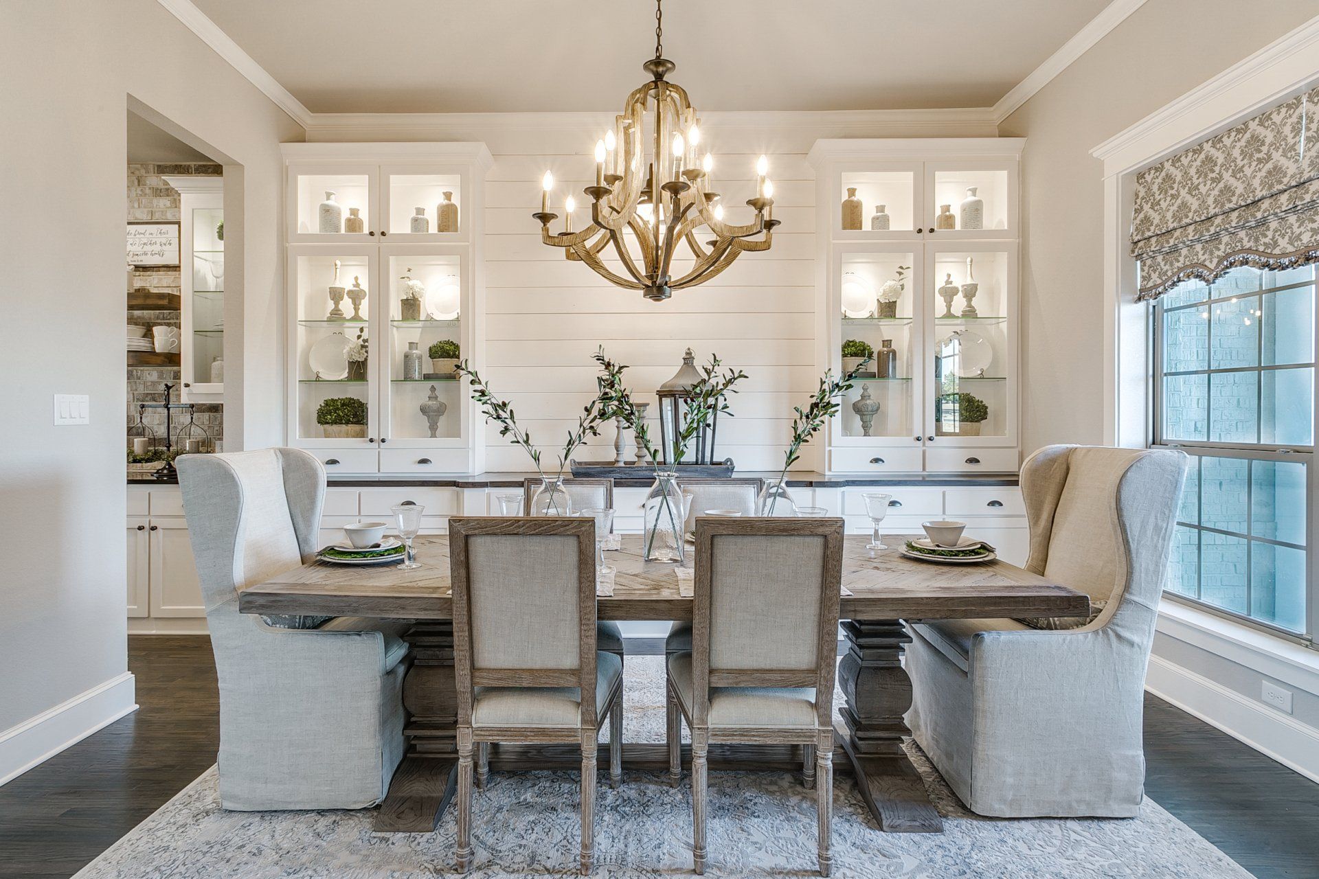 Elegant dining area | John Houston Homes | New Homes for Sale in Dallas-Fort Worth, Waco and surrounding areas.